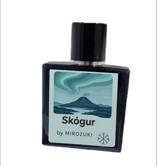 Skógur
